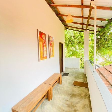 Hotel Coconut Reach Mirissa Exterior foto